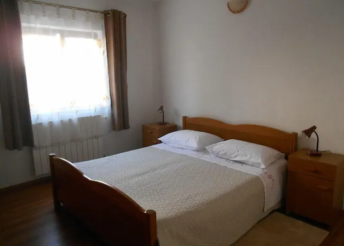 Miadea * Rovinjsko Selo