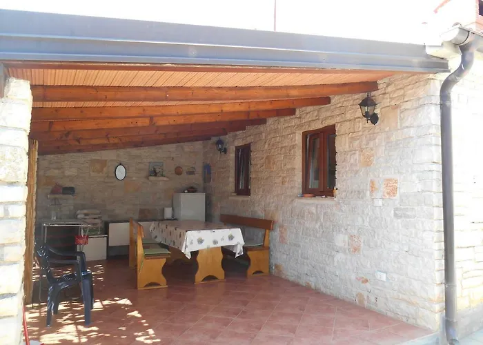 Miadea Rovinjsko Selo